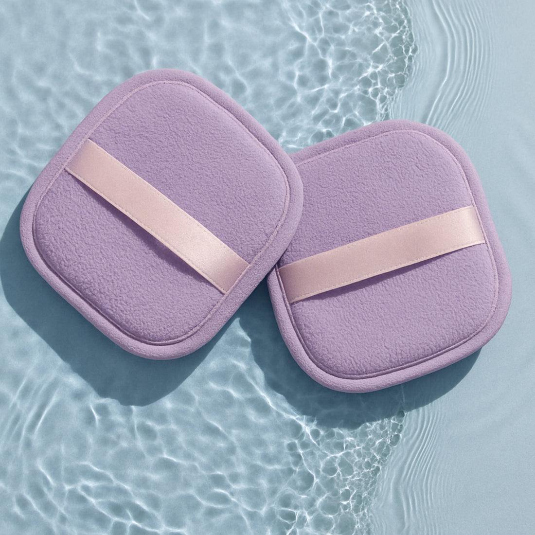 Due Daily Pad lilla su acqua