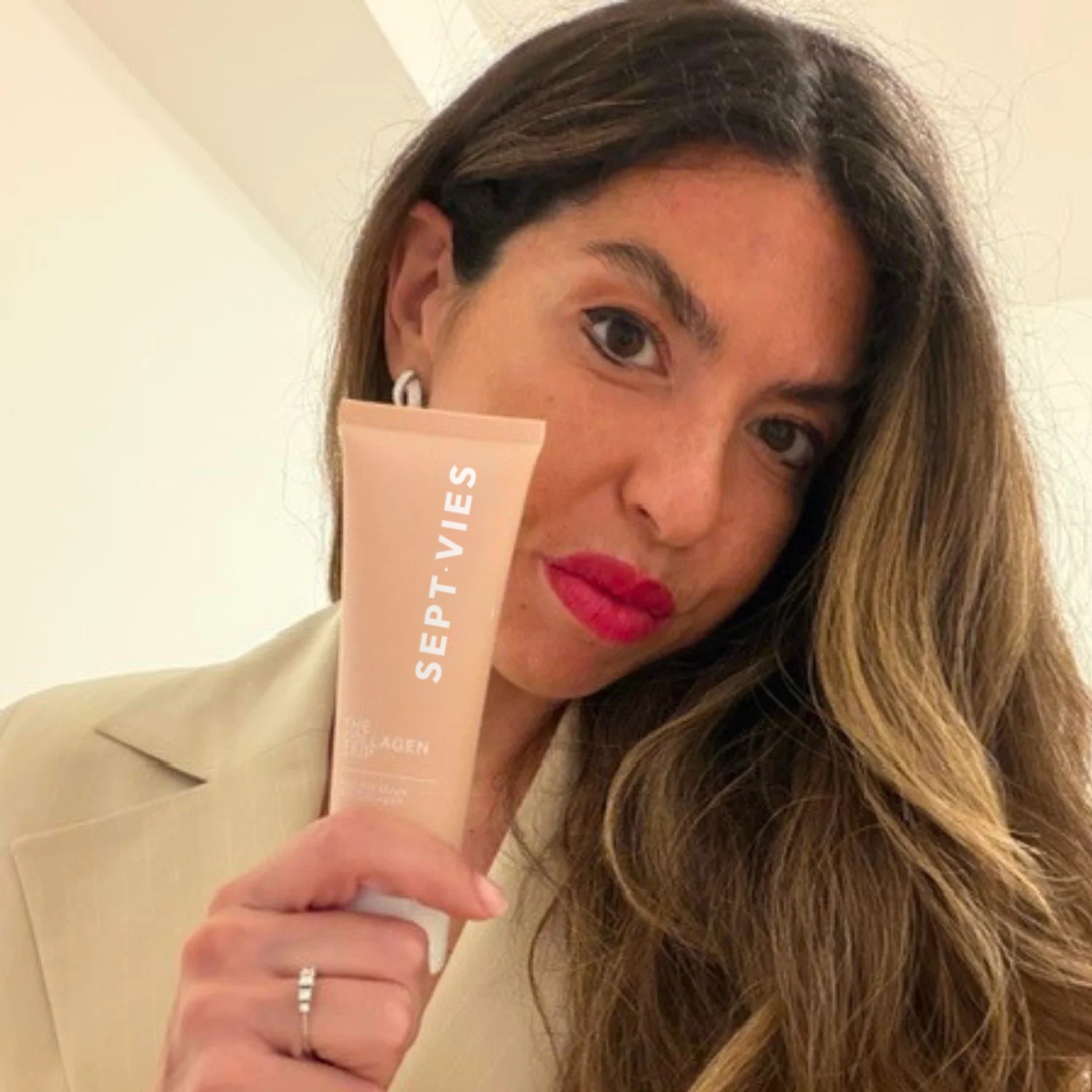 Cliente con la Maschera al Collagene SEPT VIES